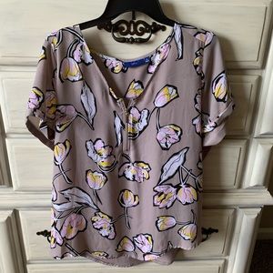 Tan light weight top